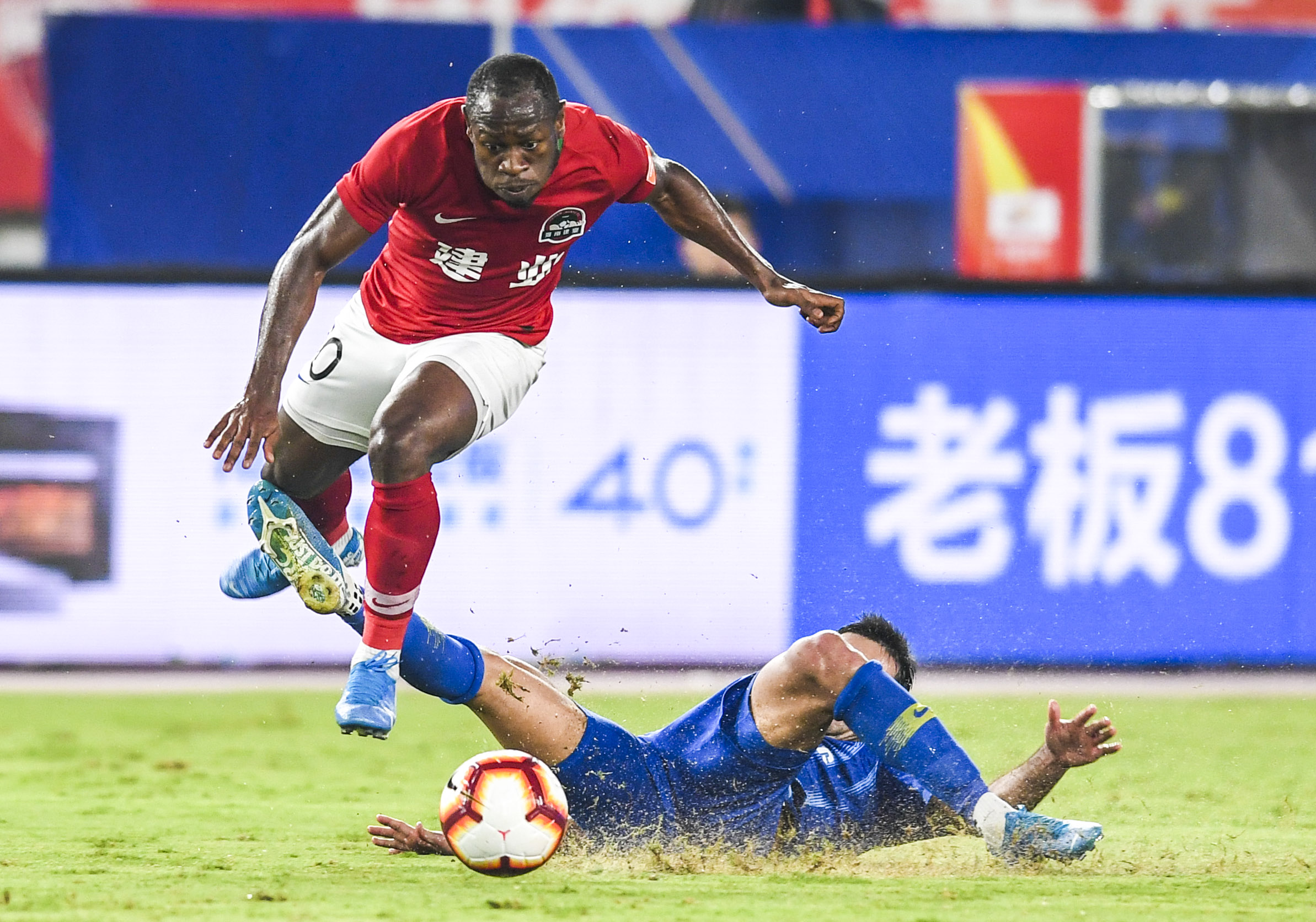 关于苏宁胜建业，积分不断攀升拼尽全力的信息