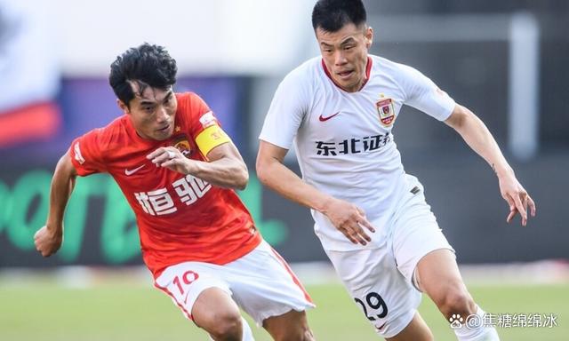 战术调整带来成功突破，球队士气大振的简单介绍